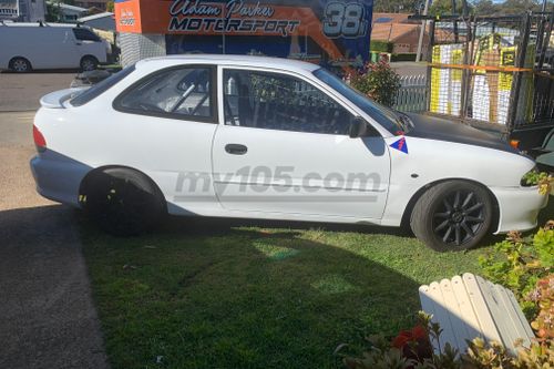 2000 Hyundai Excel 2x car package 