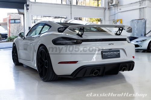 2020 Porsche Cayman GT4