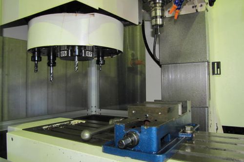 2012 Rong Fu CNC 3 axis mill