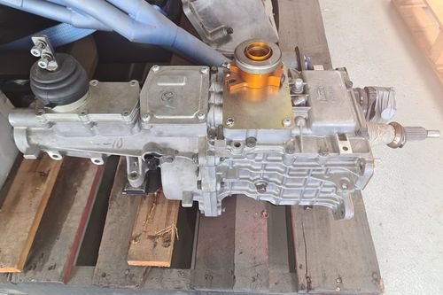 Holden 333 stroker and gearbox combo