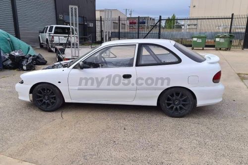 2000 Hyundai Excel 2x car package 