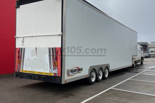 Race transporter truck and trailer combo