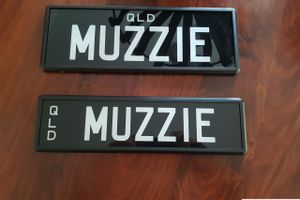 MUZZIE personal number plates