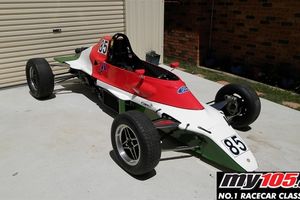 Formula Ford Van Diemen RF85