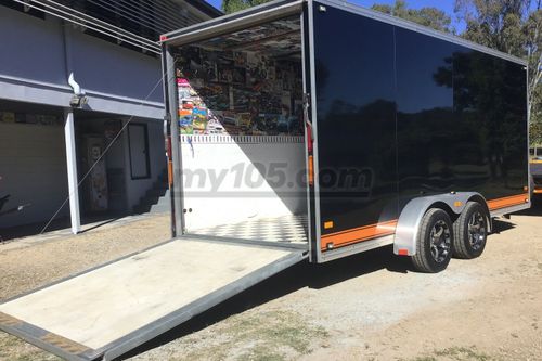 2016 Positive Enclosed box trailer/transporter