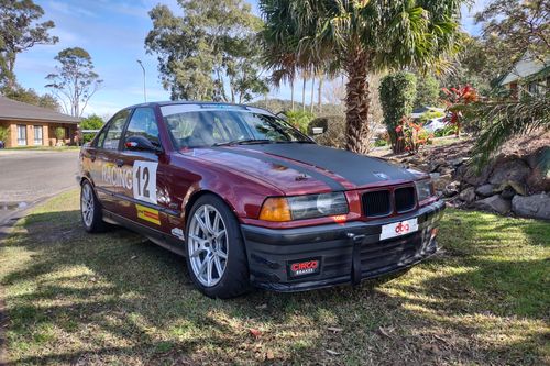 1992 BMW E36 IPRA Over 2 Litre log booked race car