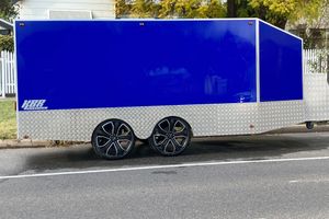 Enclosed bike / kart trailer