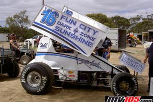 360 Sprintcar Sell-Out