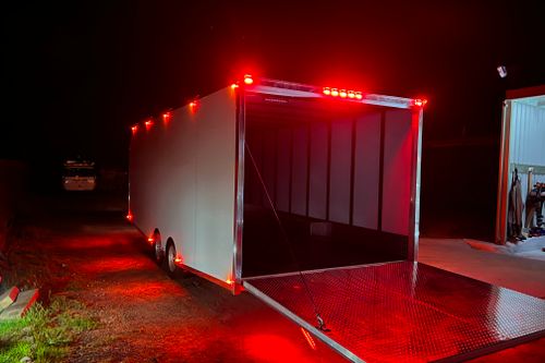 2022 enclosed trailer 