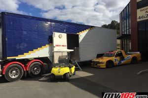 Oz truck and transporter 