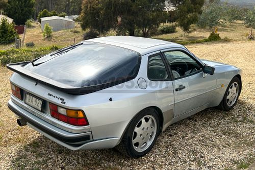 1989 Porsche 944 S2