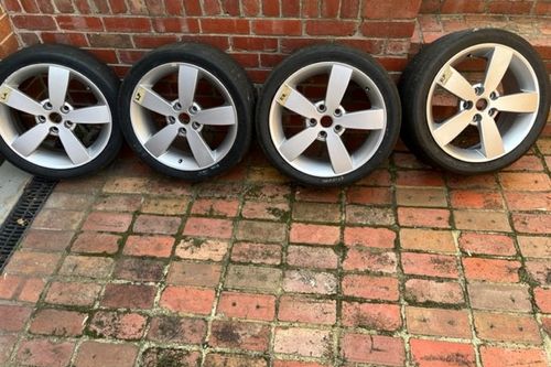 Holden Commodore VY wheels