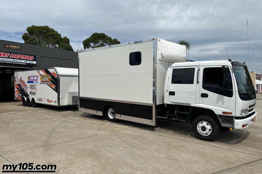 Isuzu frr  truck and trailer package   FRR 500 