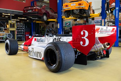 1985 March  85B - Formula 3000