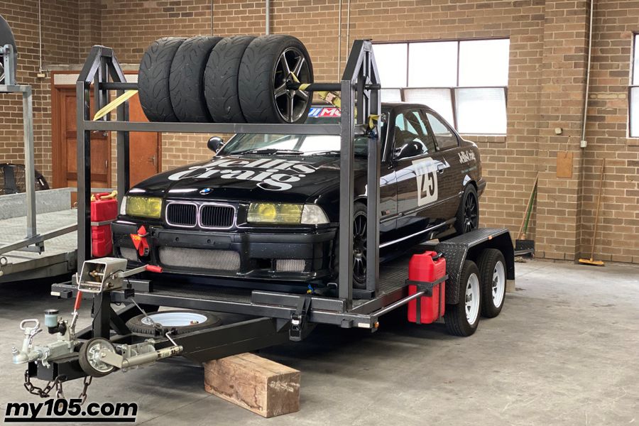 BMW E36 M3 - track car and trailer