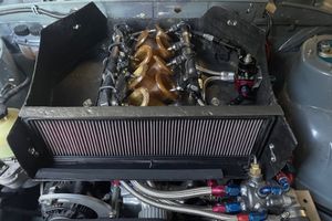 Chev 350 SBC Race Engine with Perkins ITB
