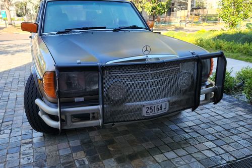 1982 Mercedes-Benz 280E