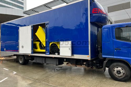 2006 Hino Fd enclosed car transporter with work